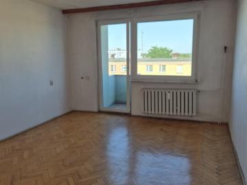 Przestronne 3 pokojowe mieszkanie z balkonem w Praszce