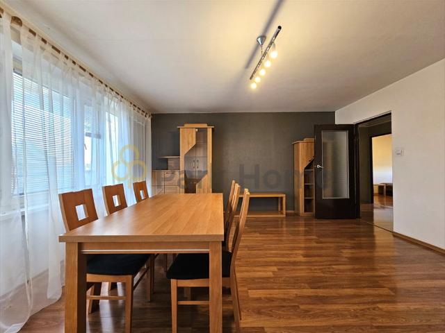 Przestronne 3 pokojowe mieszkanie z balkonem w Śremie