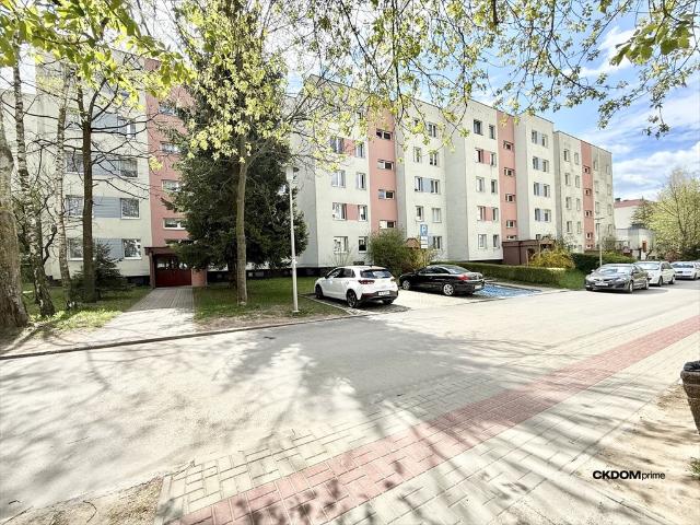 Sprzedam przestronne 3 pokojowe mieszkanie z balkonem w Kielcach