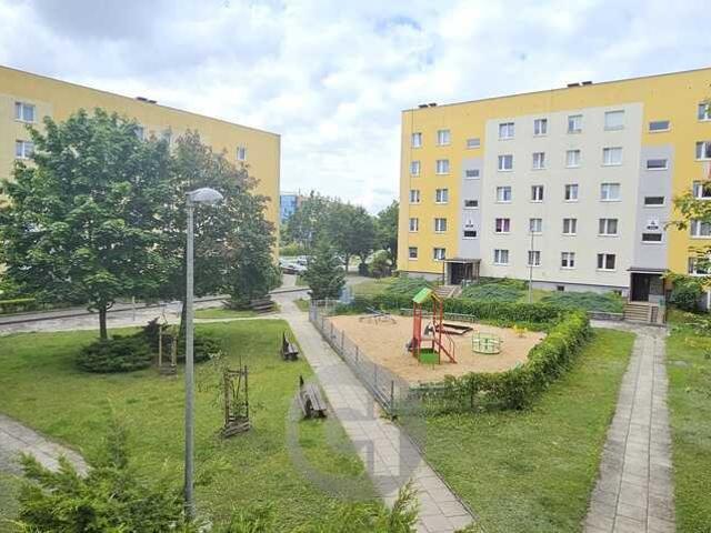 Przestronne 3 pokojowe mieszkanie z balkonem i dużą piwnicą