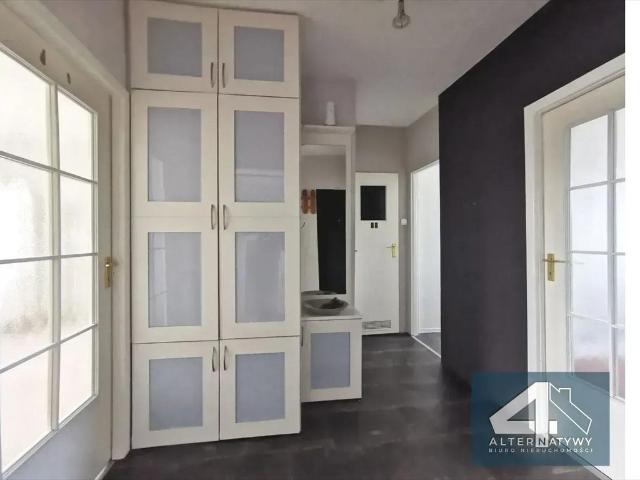 Przestronne 3 pokojowe mieszkanie z balkonem i piwnicą
