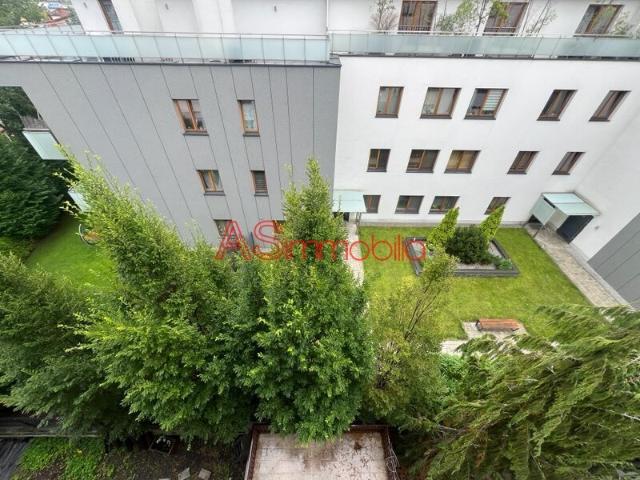 Przestronne 3 pokojowe mieszkanie z balkonem i piwnicą