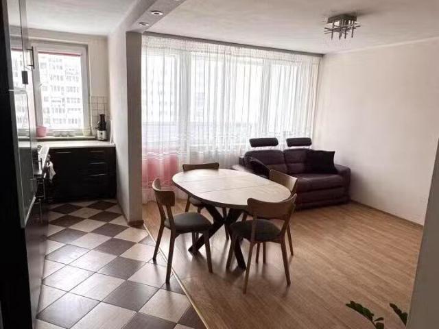 Przestronne 3 pokojowe mieszkanie z balkonem i piwnicą