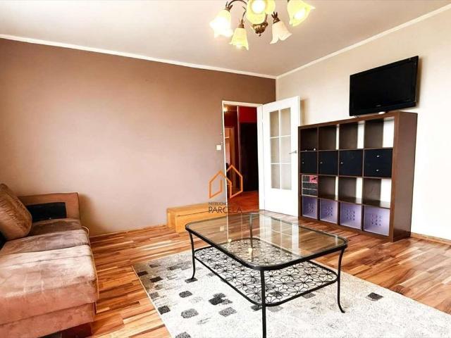 Przestronne 3 pokojowe mieszkanie z balkonem i piwnicą polecam!