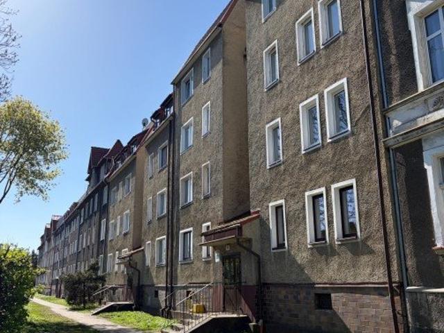 Przestronne 3 pokojowe mieszkanie z balkonem i prywatnym parkingiem