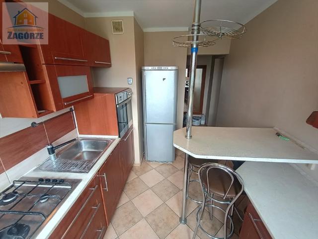 Na wynajem przestronne 3 pokojowe mieszkanie z dużym balkonem