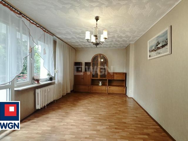 Na sprzedaż przestronne 3 pokojowe mieszkanie z dużym balkonem w Raciborzu