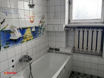 Przestronne 3 pokojowe mieszkanie z dużą piwnicą