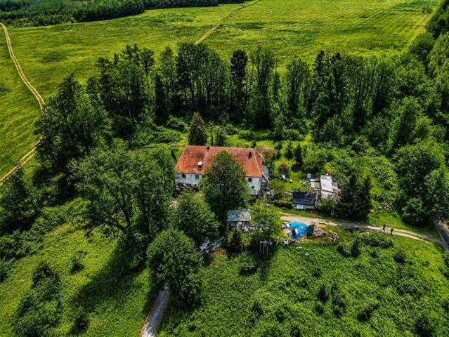 Przestronne 3 pokojowe mieszkanie z działką w Buczkach polecam!
