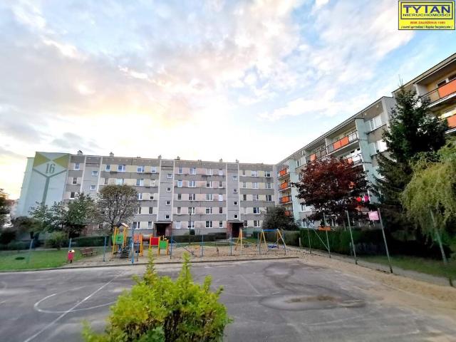 Przestronne 3 pokojowe mieszkanie z loggią w Łomży