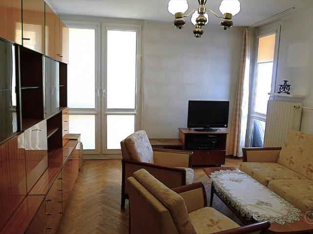 Przestronne 3 pokojowe mieszkanie z loggią 61 m² w centrum Łodzi