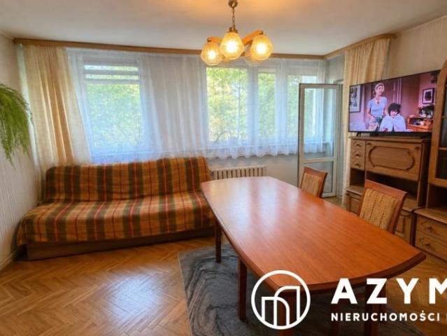 Na sprzedaż przestronne 3 pokojowe mieszkanie z loggią w Legnicy