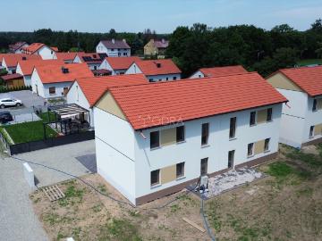 Przestronne 3 pokojowe mieszkanie z ogródkiem, stan deweloperski