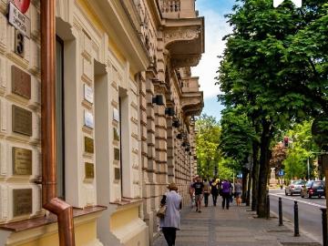 Przestronne 3 pokojowe biuro z potencjałem w centrum Lublina