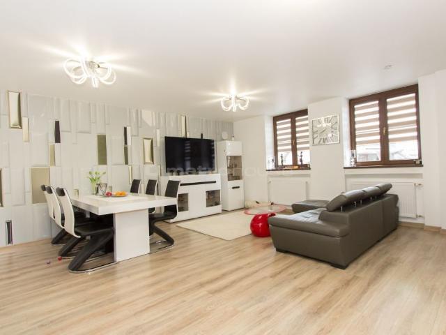 Sprzedam przestronne bezczynszowe mieszkanie 42 m² po remoncie