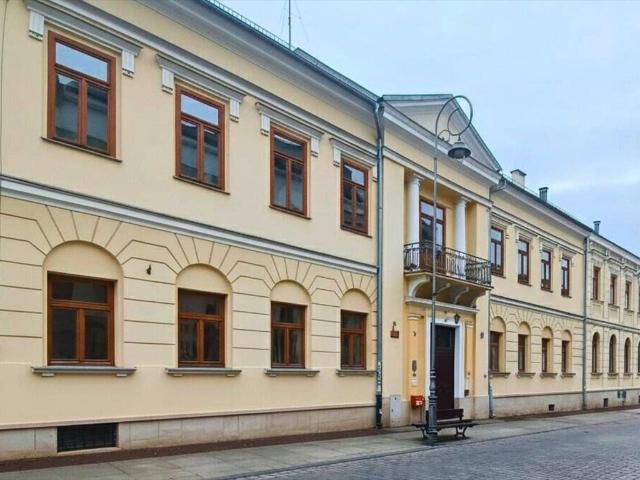 Biura 90 m² w centrum Kielc elastyczna aranżacja i parking