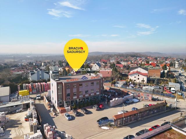 Przestronne biuro 283 m² z prywatnym wejściem i elastyczną aranżacją