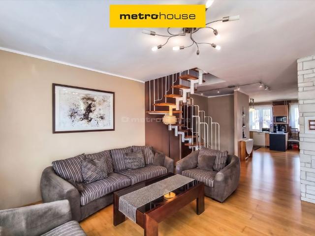 Do sprzedania przestronne dwupoziomowe mieszkanie 135 m² z 5 sypialniami