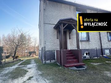 Przestronne dwupoziomowe mieszkanie z ogrodem i garażem