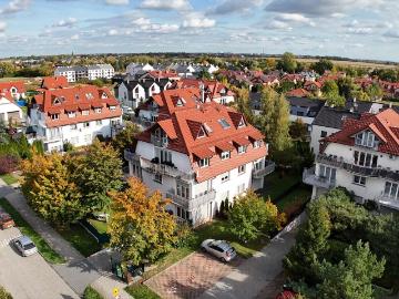 Przestronne dwupoziomowe mieszkanie z tarasem i antresolą