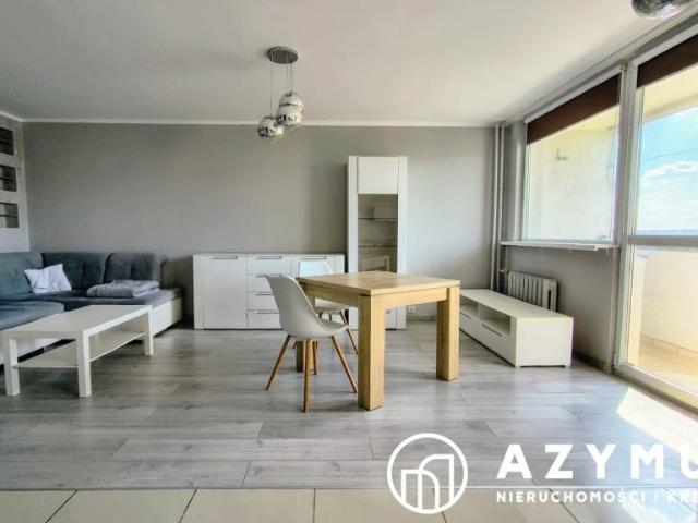 Do sprzedania jasne mieszkanie 50 m² z dużym balkonem w Lubinie