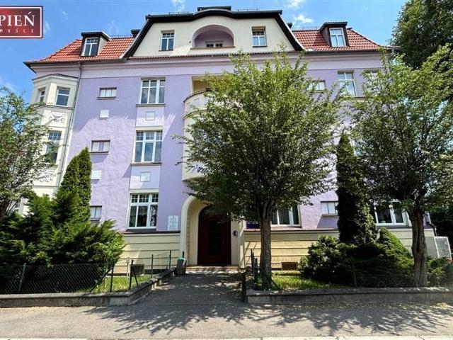 Przestronne mieszkanie na wynajem ul. Grottgera, Jelenia Góra