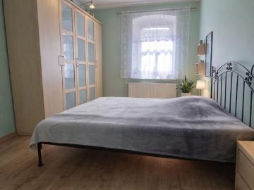 Przestronne mieszkanie z tarasem, garażem i dostępnością