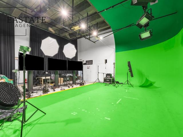 Przestronne studio 150 m² z panoramiczną cykloramą