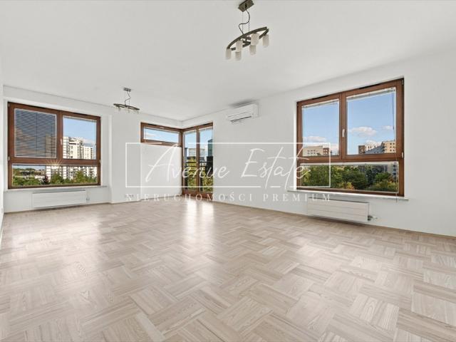 Na sprzedaż przestronny 4 pokojowy apartament 122 m² z garażem
