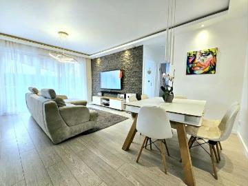 Przestronny apartament z ogrodem, tarasem i klimatyzacją