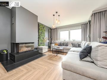 Przestronny apartament 158 m2 z balkonem i garażem w Gdyni