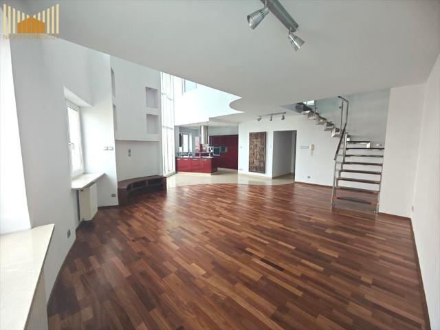 Przestronny apartament 185 m² z tarasem i widokami