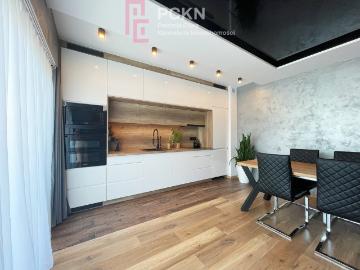 Przestronny apartament 120 m2 z nowoczesnym designem i luksusowymi udogodnieniami