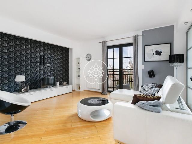 Przestronny apartament 92 m2 z ogrodem i miejscem garażowym