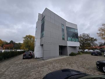 Przestronny biurowiec na Ursynowie z możliwością aranżacji