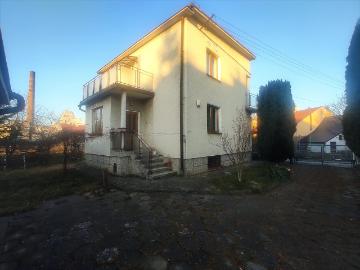 Przestronny dom 113,66 m² z piwnicą i garażem w Jarosławiu