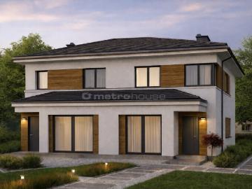 Przestronny dom 128 m² z ogrodem i tarasem w Kosowie