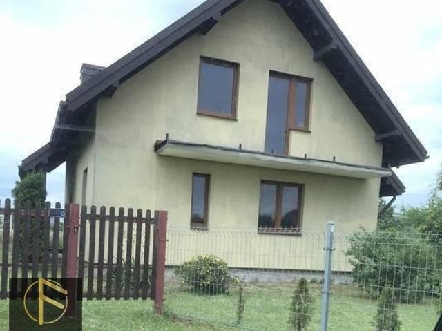 Przestronny dom 120 m² z tarasem i ogrodem w Kościelnej Wsi