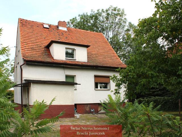Przestronny dom 120 m² z niezależnymi mieszkaniami polecam