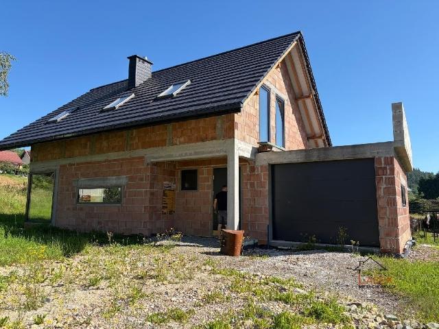 Przestronny dom 130 m² z kominkiem i tarasem polecam