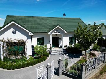 Przestronny dom 146 m² z ogrodem i budynkiem rekreacyjnym