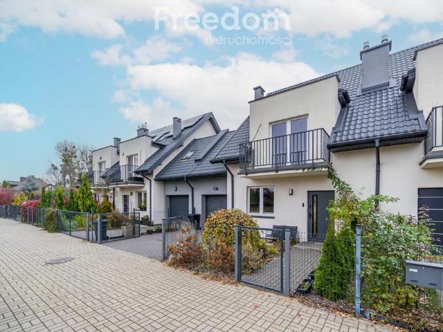 Do sprzedania przestronny dom 149 m² z garażem i ogrodem
