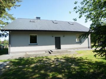 Przestronny dom 140 m² z potencjałem inwestycyjnym