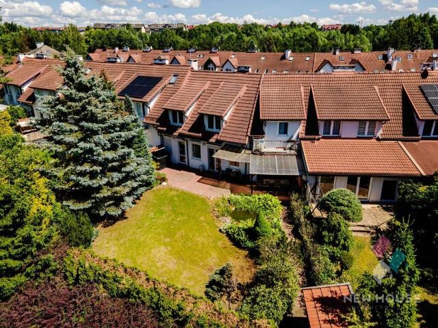 Przestronny dom 155 m² z ogródkiem, klimatyzacją i garażem