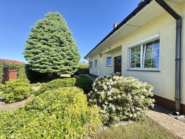 Przestronny dom 156 m² w spokojnej dzielnicy Zakanale