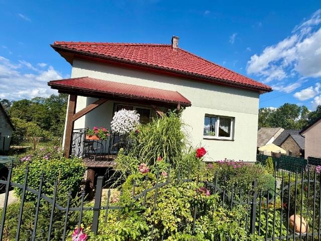 Przestronny dom 150 m² z garażem i tarasem polecam!