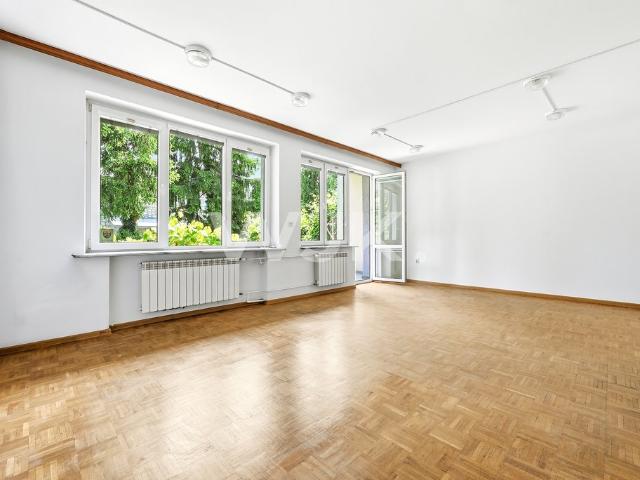 Wynajmę przestronny dom 160 m² z ogrodem i klimatyzacją