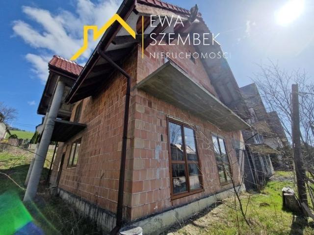 Przestronny dom 171 m² z garażem i tarasem polecam