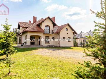 Przestronny dom 173 m2 z dużą działką w Orłach