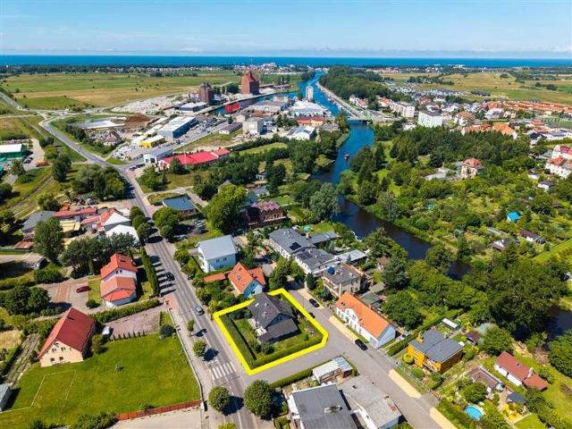 Przestronny dom 173 m² z prywatnością i bliskością morza